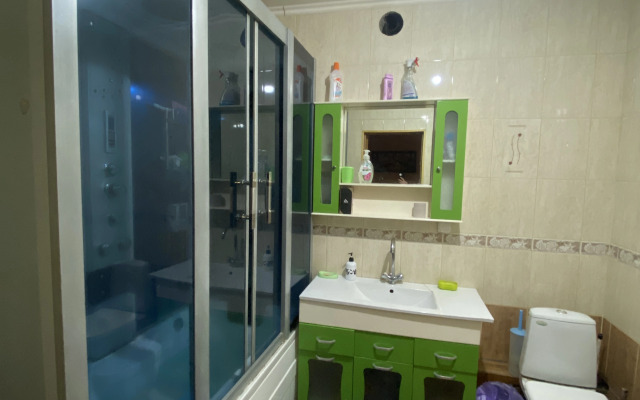 Апартаменты на Курнатовского 8