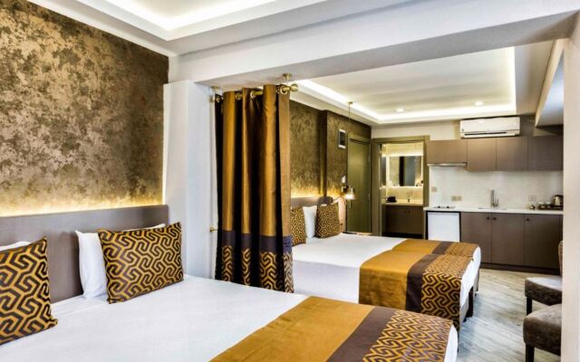 Ayramin Deluxe Hotel