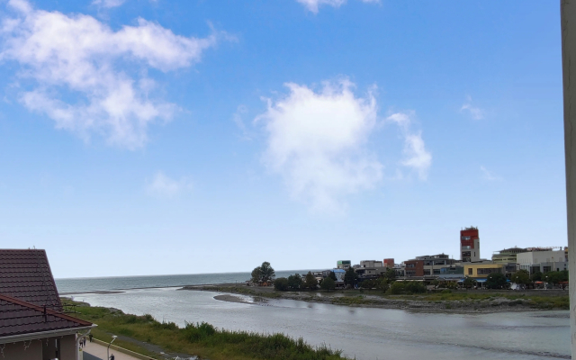 Квартира More Rooms у Моря на Набережной 2