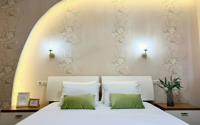 Квартира Happy Grand в престижной локации возле Кремлевской Набережной