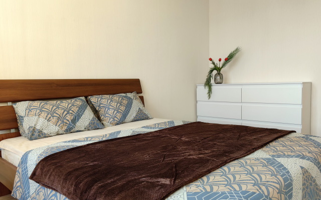Dvushka Surovye Obezyany Flat