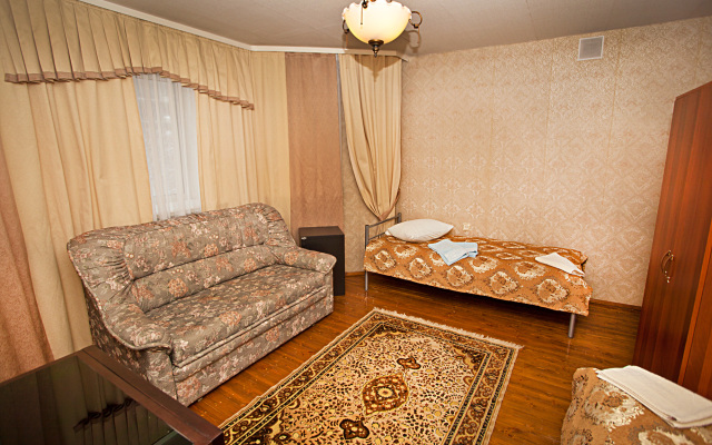 Tsentralnaya Usadba Guest House