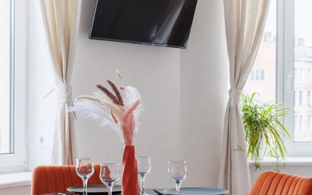 Апартаменты с Видом на Канал Грибоедова