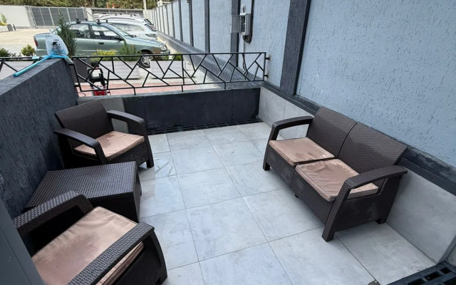 Dvukhurovnevy apartament g. Sochi ulıca Lenina 219 Flat