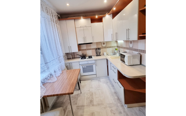 Luchshaya Gakuna Flat