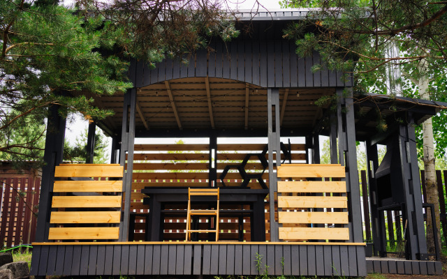 Domik v Sosnovom Boru s Banej Guest house