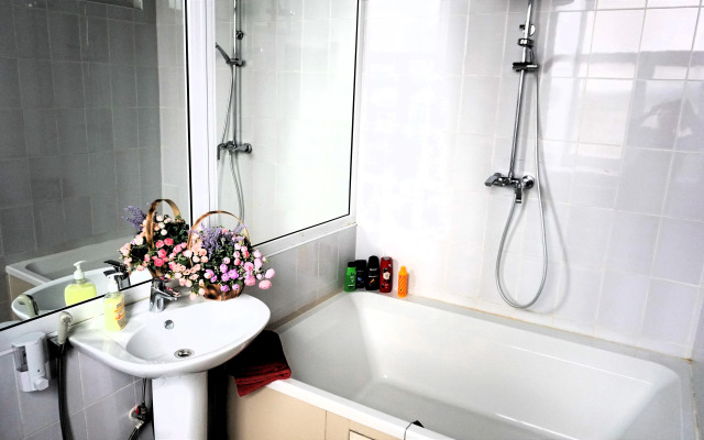 Квартира Студия на Первом Этаже