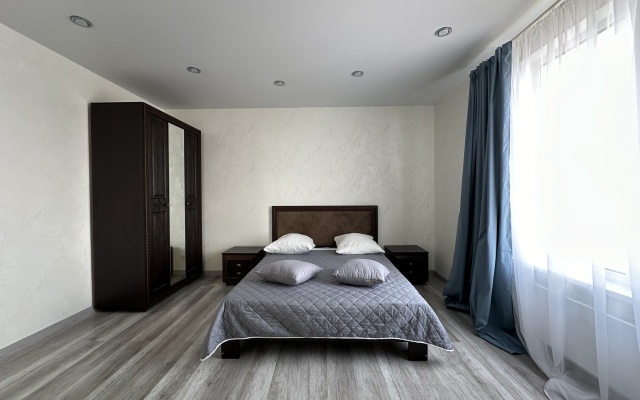 Trekhkomnatnaya Optimistov 9 Flat