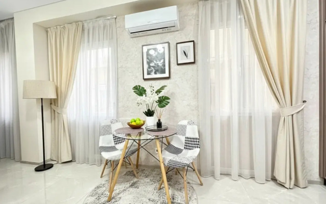 Море квартир с видом на зеленую бамбуковую рощу