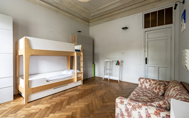 Beautiful flat na Vasilyevskom ostrove Flat