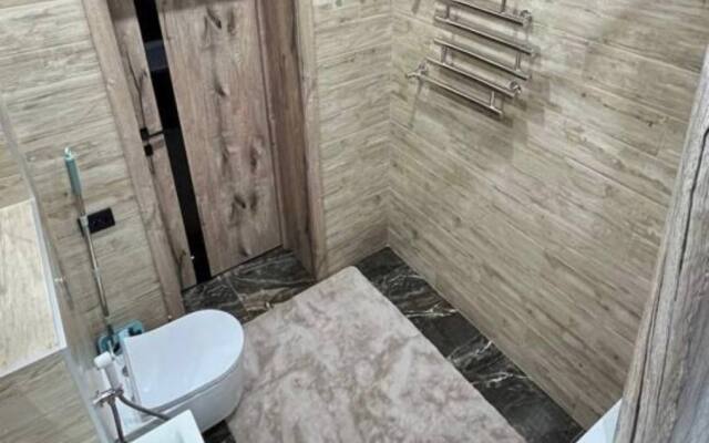 S Panoramnym Vidom Vozle Verkhnego Ozera Flat