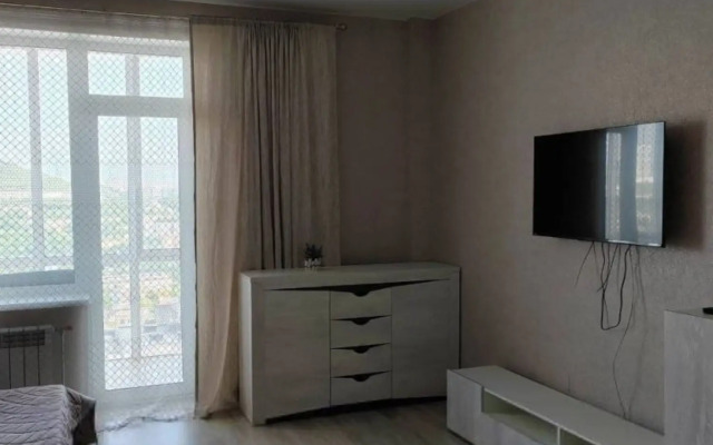 Na Prospekte Krasnogo Znameni 160A Flat