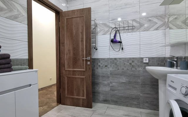 Апартаменты двухкомнатные в центре с террасой