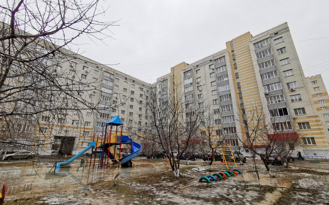 Dvukhkomnatnaya Kvartira S Balkonom Apartments