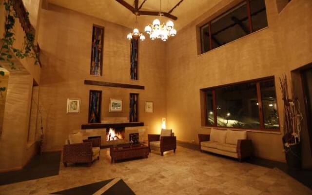 Arthurs Aghveran Resort
