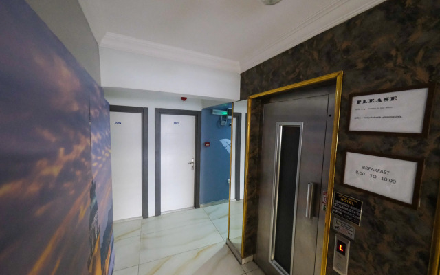 Grand Bona Sera Hotel