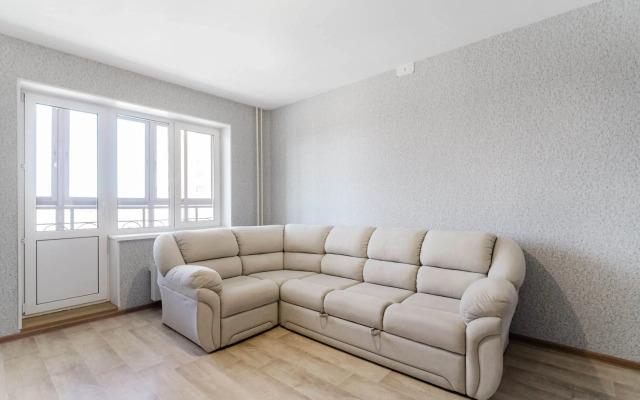 V Novom Dome Flat