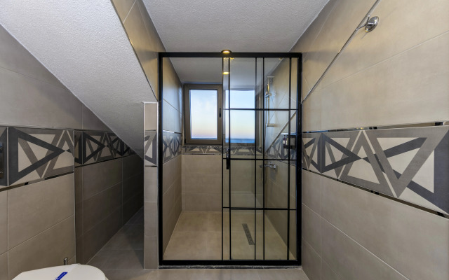 The Great Airport Hotel