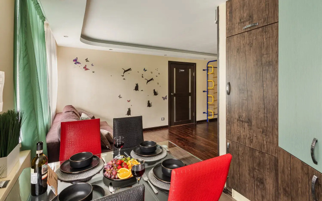 Apartamenty J&N Apartments Dvuhkomnatnye s gidromassaznoj vannoj Sovetskaa 10