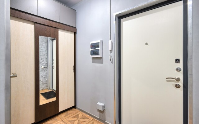 MyhomeYourhome Na Bolshom Kazachyem Pereulke Apartments