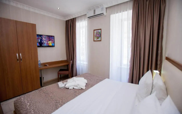 Rustaveli Palace Hotel