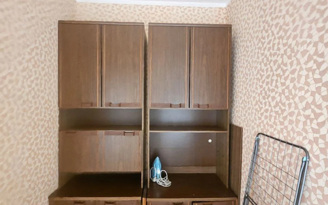 Prostornaya Dvukhkomnatnaya Na 10 Etazhe Flat