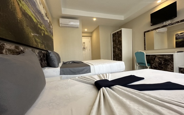Dream Time Hotel