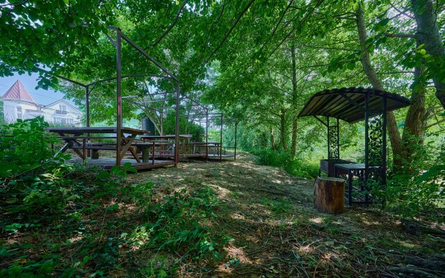 Semejnyij Guest house