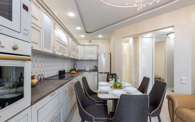 Modern S Prostornoy Kukhney Apartments