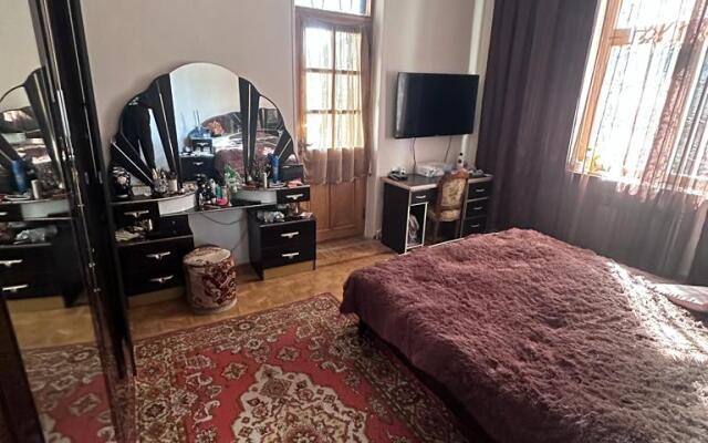 Aram Guest house
