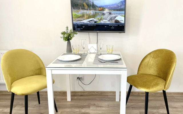 Chervishevskiy trakt 47 k 4/4 Apartments