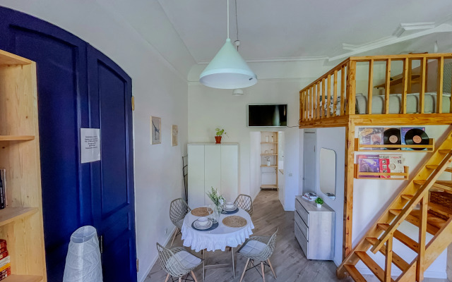 Studiya Green FOX v samom tsentre Astrakhani Flat