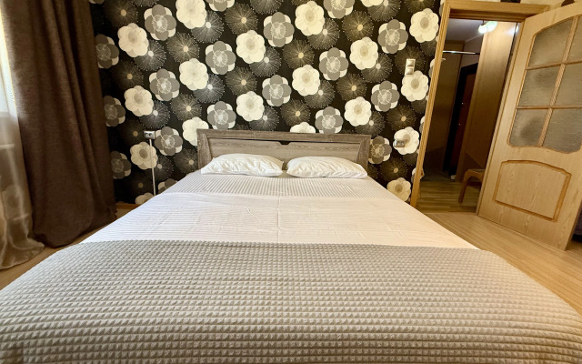 Апартаменты на улице 60 лет Октября 56