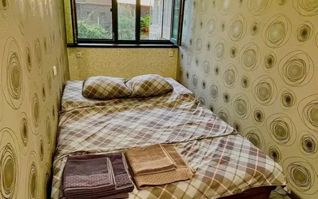 Spokoynoye mesto v tsentre Apartments