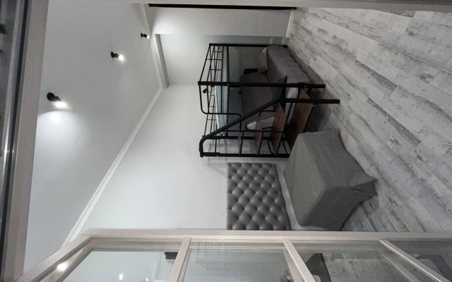App Van Apartments