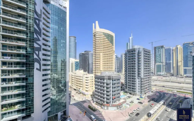 Luxury 1 Bedroom with Sea View Flat