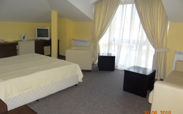 Отель Famyli Hotel Elitsa