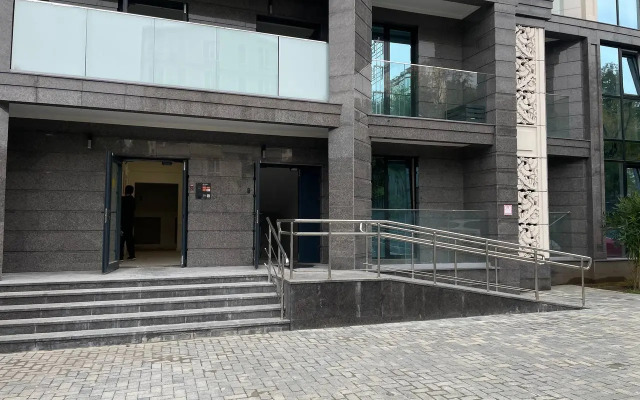 Uyutnaya S Sovremennym Remontom Flat