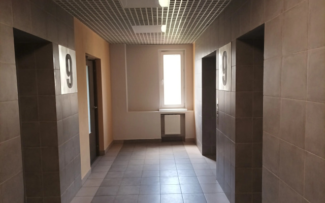 Zhilye u Metro Flat