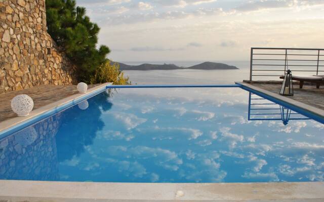 Elounda Sunrise Villa