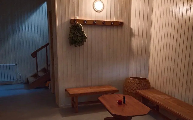 V Zheleznovodske Private House