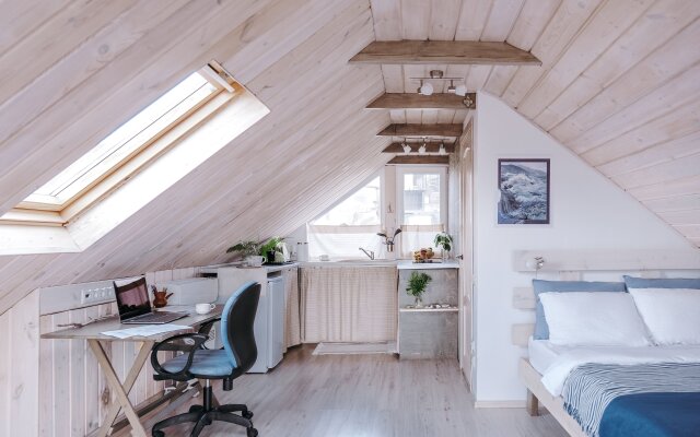 Гостевой Дом с Кипарисами в горах с видом на море