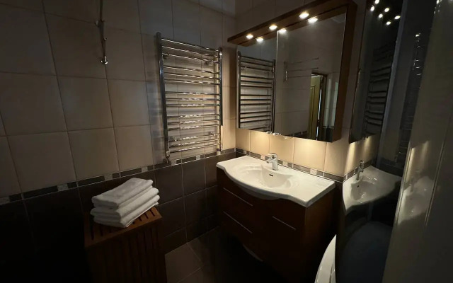 Semeyny lyuks s saunoy Flat