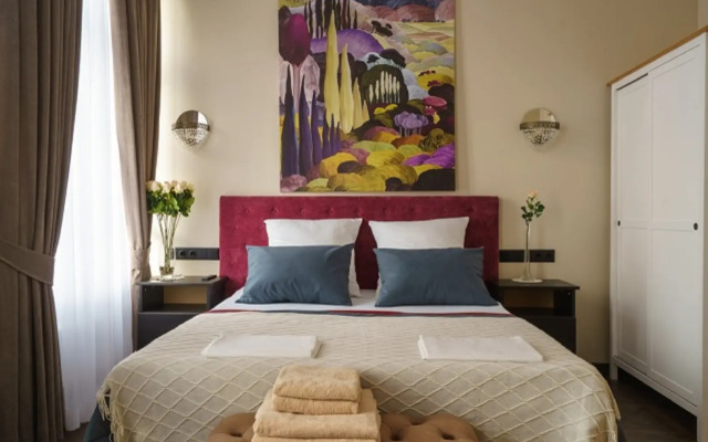 Отель Кристал