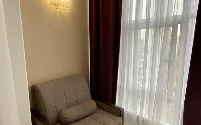 Prostornye Apartamenty V Tsentre Sochi Naprotiv Tsirka Flat