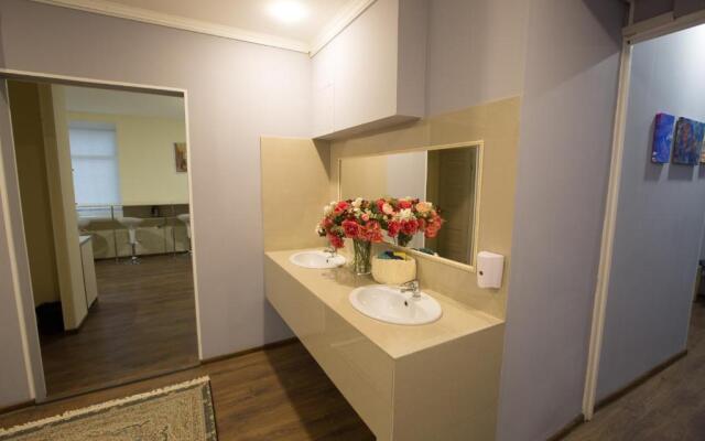Sleep Inn Mini Hotel