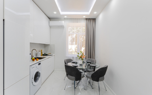 1BR Central Apt Trendy Downtown Escape by Keygo 86 Apartments