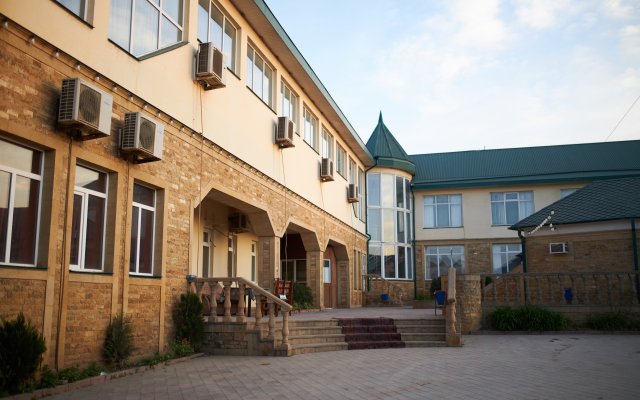 Отель Каспий