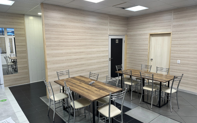 Отель Оазис