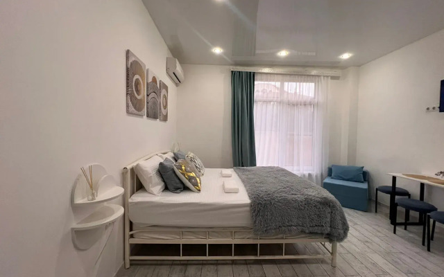 Mirny, Kuvshinok 8 Flat